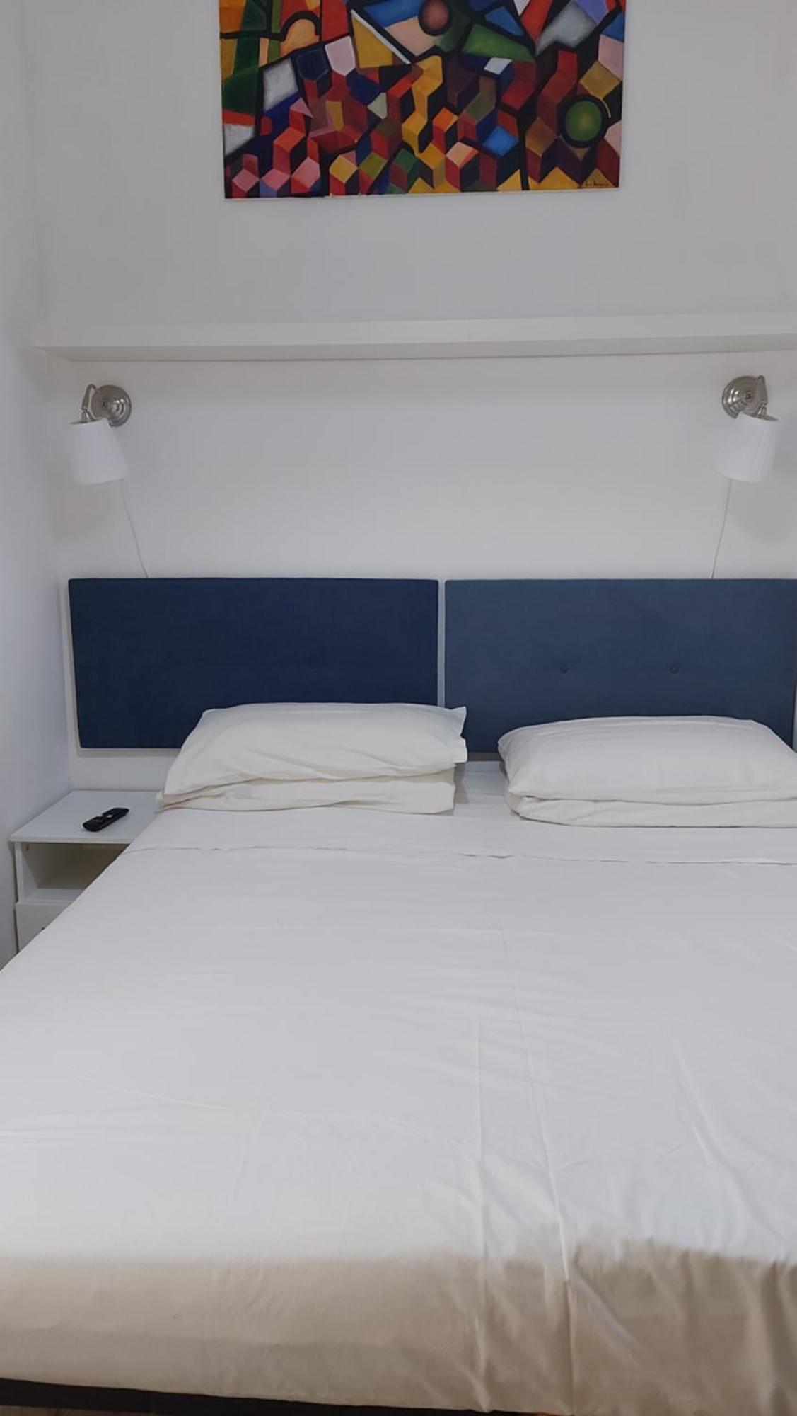 Quarto em Acomodações Particulares Fani *